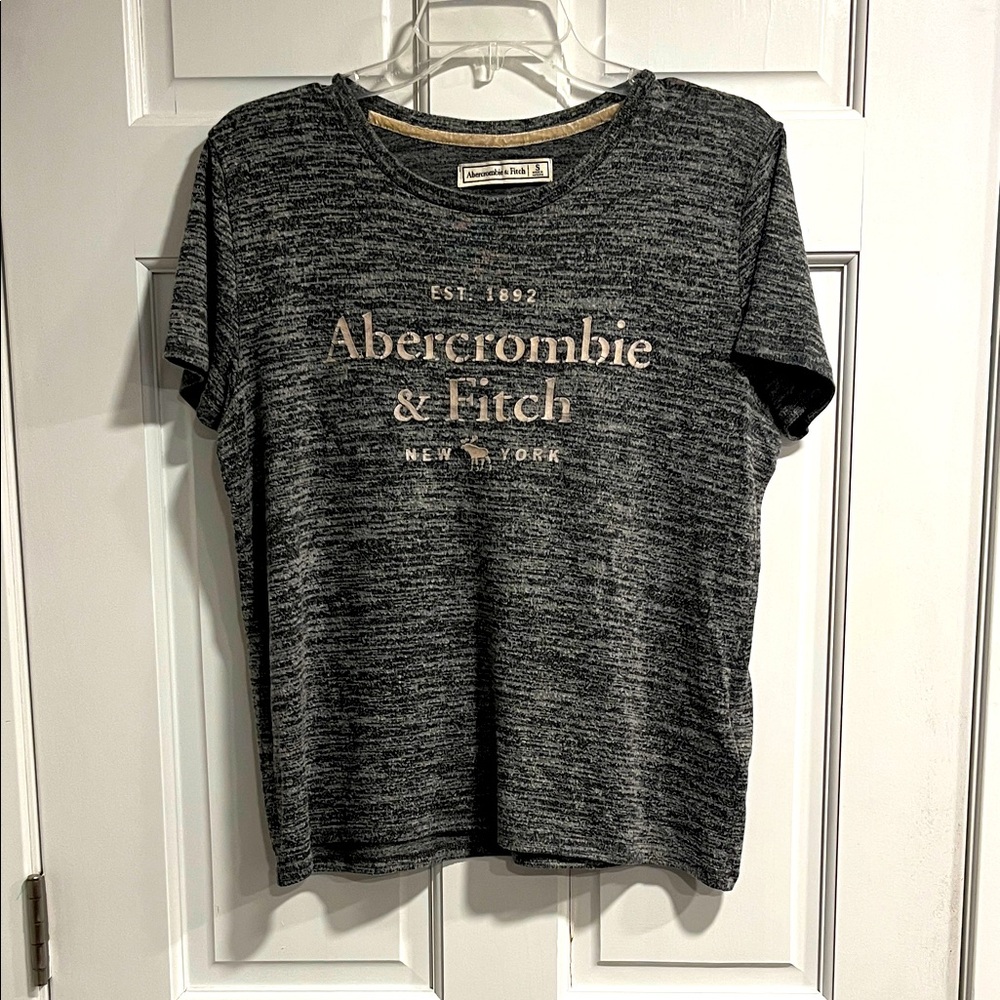 Abercrombie and Fitch Moose Logo T-Shirt Size Small